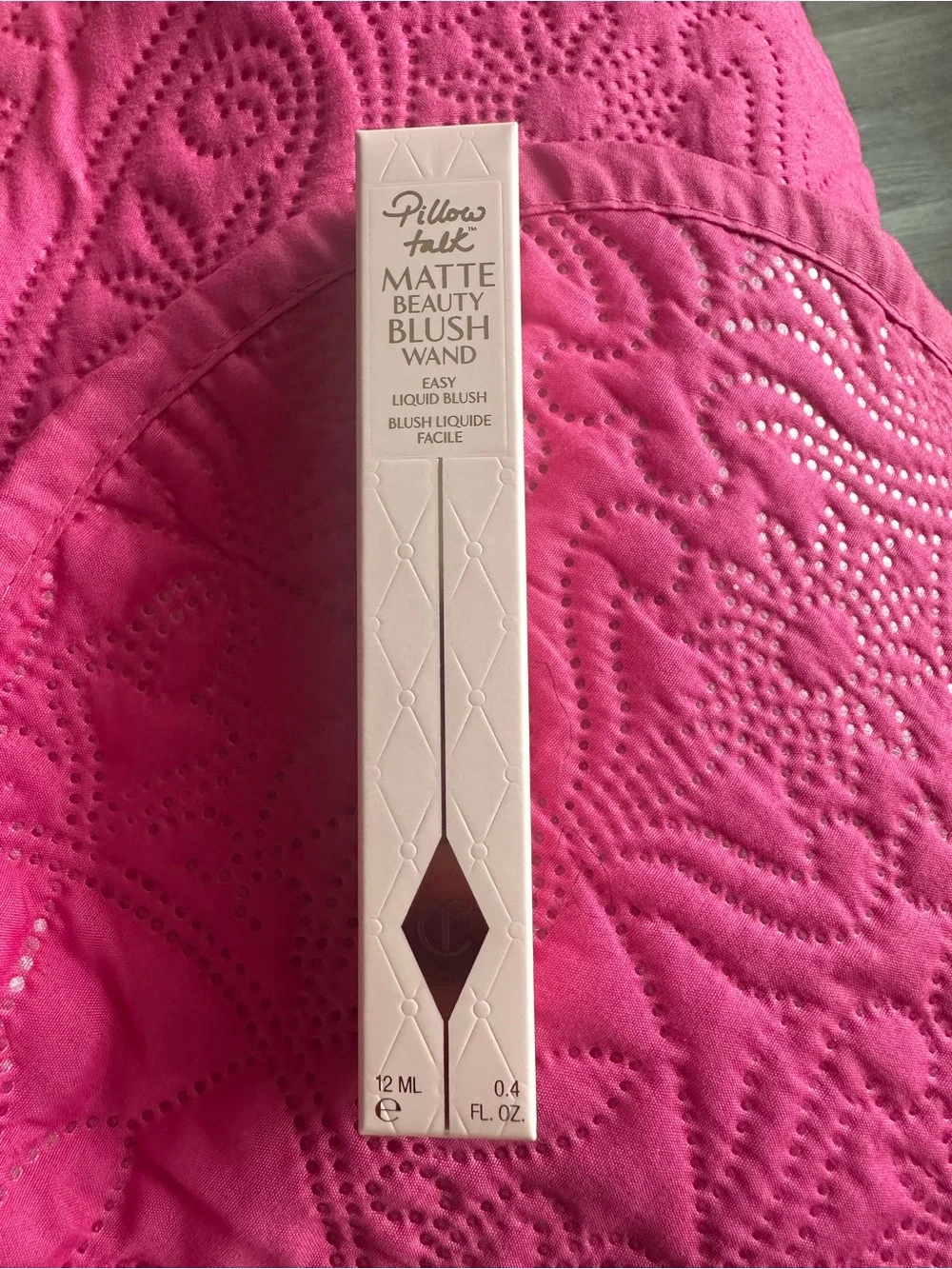 Charlotte Tilbury Matte Beauty Blush Wand - Pillow Talk